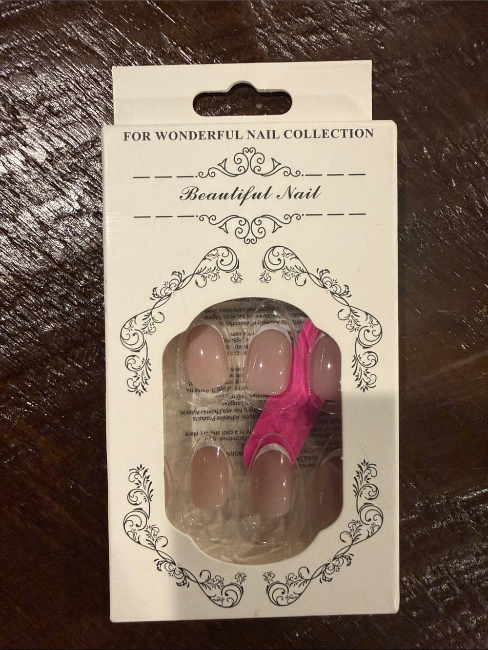 Nude Press-On Nails with Pink Applicator